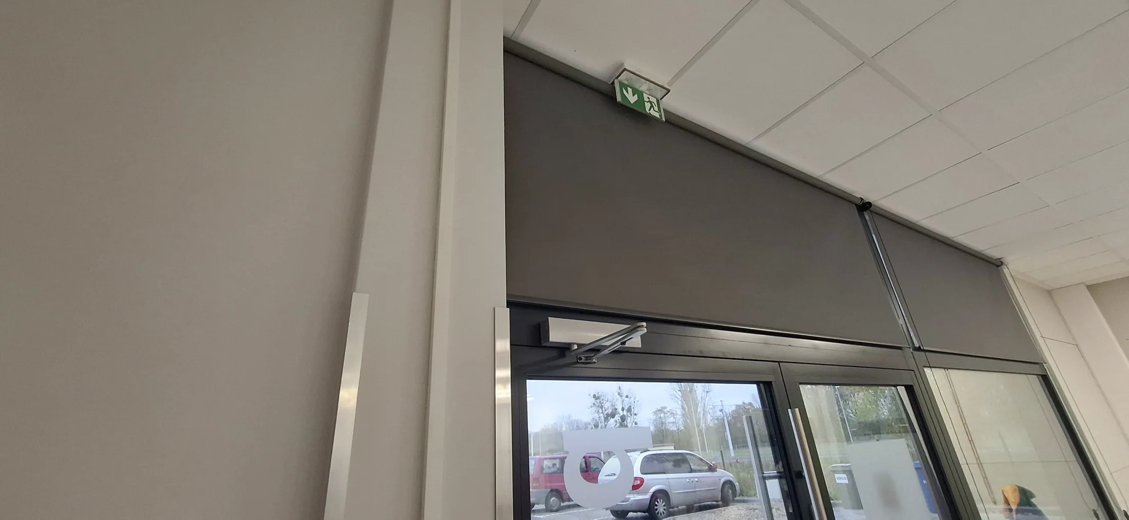 Rolety wolnowiszące wykonane na wymiar przez ANBO w Toruniu – realizacja 05